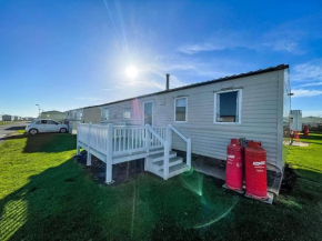 3 Bed, 8 Berth Caravan For Hire At St Osyth Park Near Clacton-On-Sea Ref 28039Cw